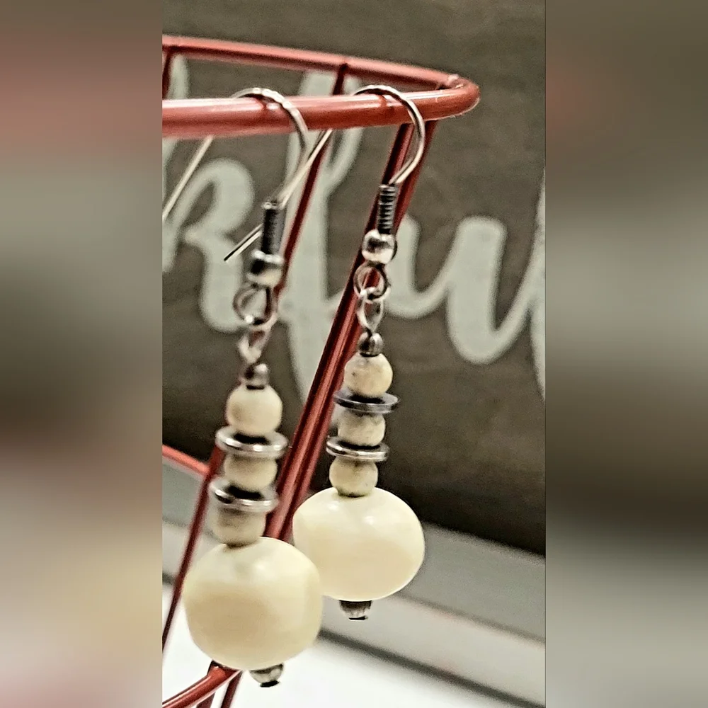 Bohemian style dangle/drop earrings - Picture 2 of 11